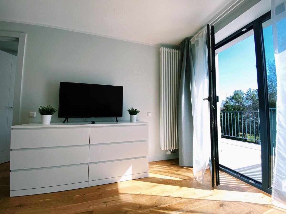 Albatross Mini - 2 Room Seaside Air-Conditioned Apartment With Balcony Ķesterciems Exterior foto